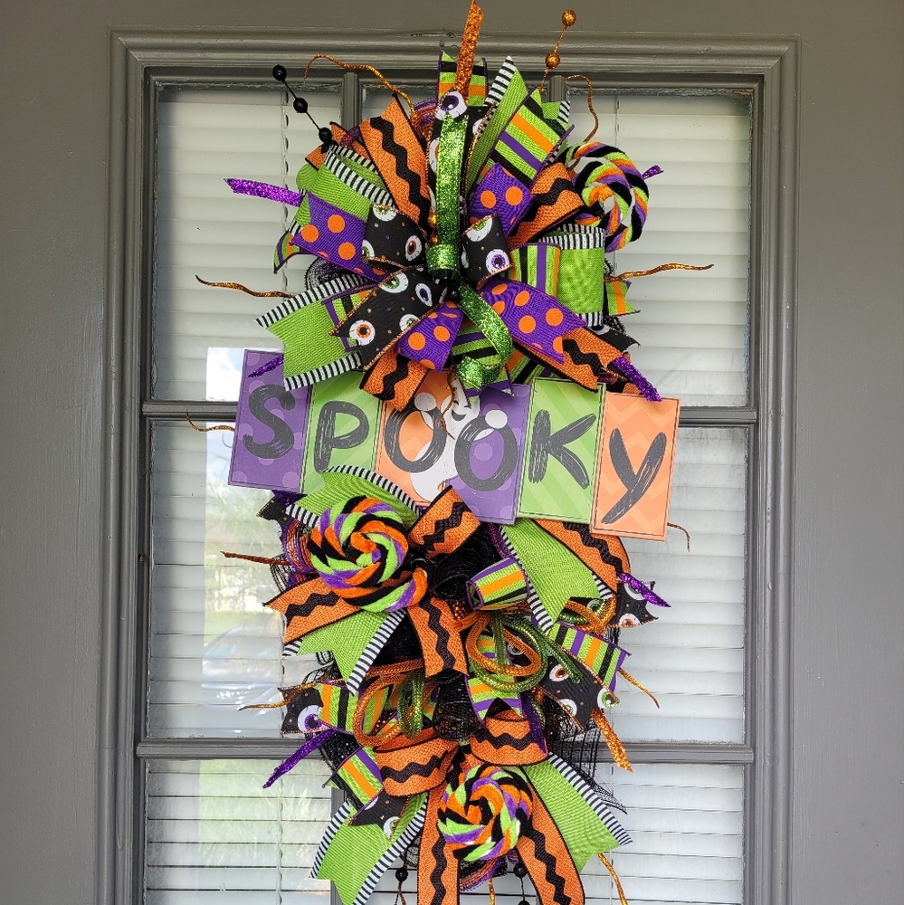 Spooky Whimsical Halloween Swag, Halloween Wreath